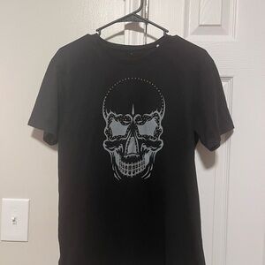 Black Skull Graphic T-Shirt